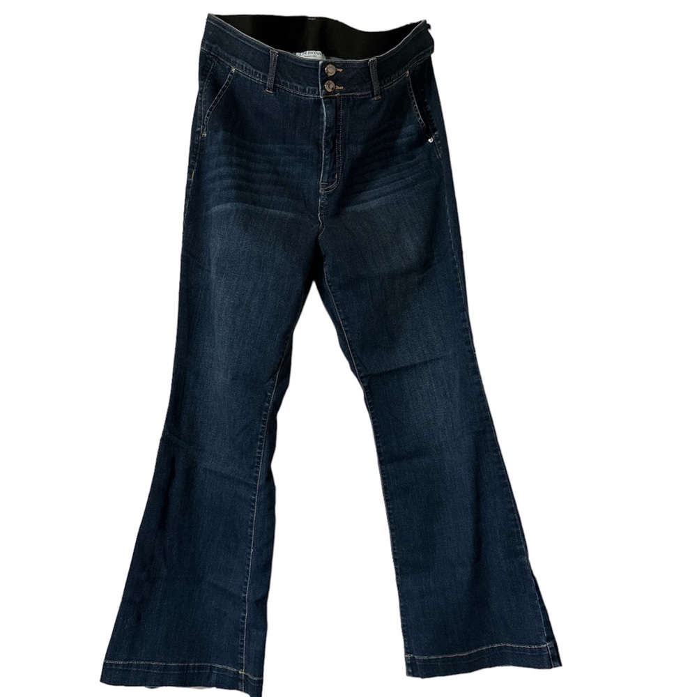 High-Rise Bootcut Jeans w/Flex Magic Waistband - Tighter Tummy size 18